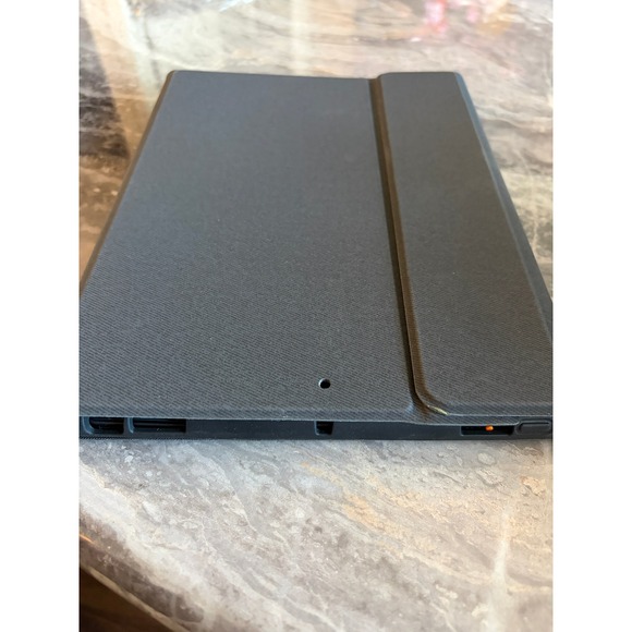 CHESONA Multifunctional Keyboard Case with Touchpad for iPad - Picture 3 of 4